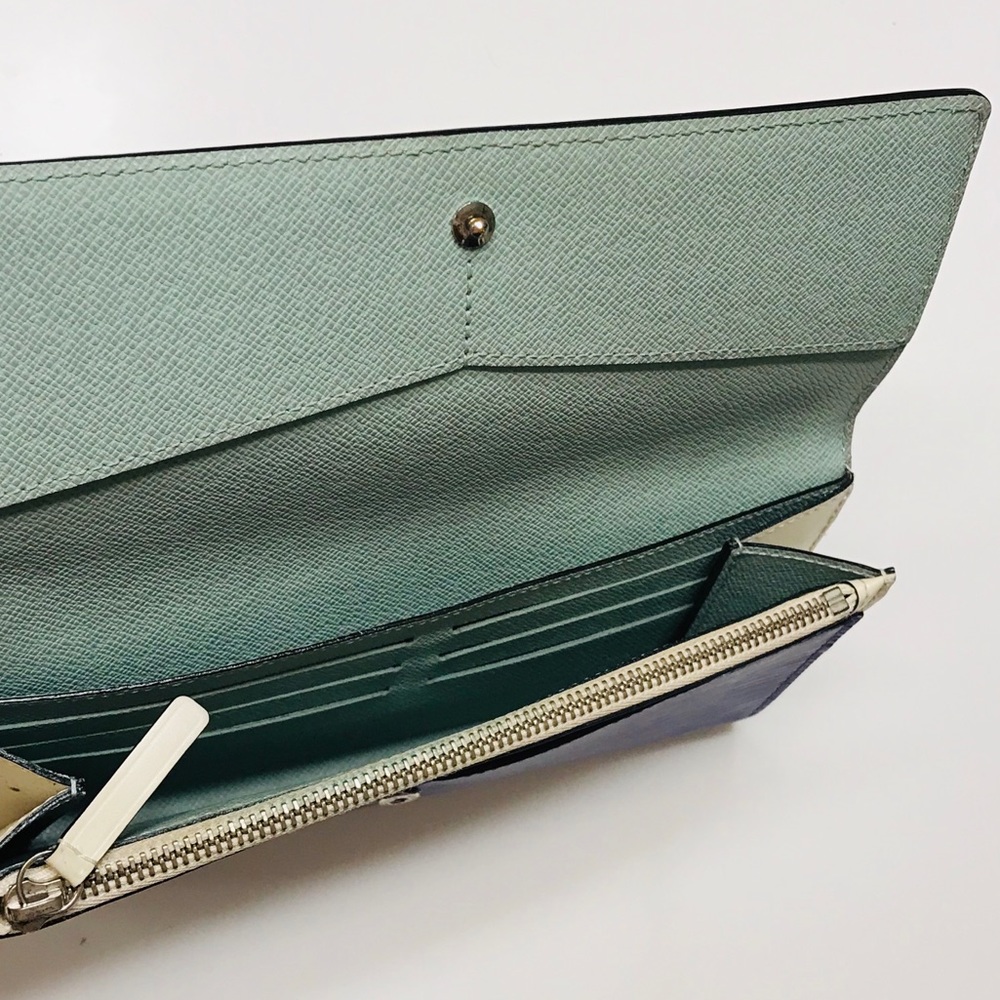 LOUIS VUITTON Electric Epi Tri-Color Flore Wallet - Picture 7 of 13